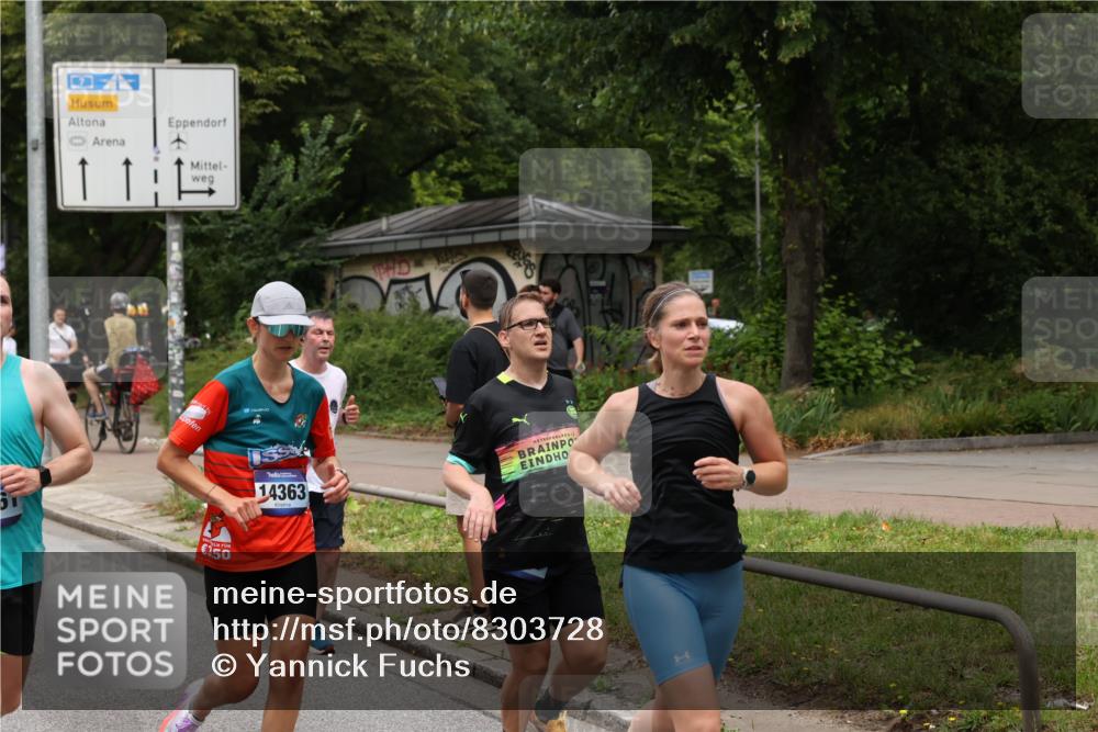 29.06.2025 - hella hamburg halbmarathon Yannick Fuchs http://msf.ph/oto/8303728 29.06.2025 10:50:06 20KM 1130, 1180, 1877, 2378, 2982, 3042, 3048, 4594, 4813, 4951, 5287, 5465, 5721, 5744, 6759, 7646, 7742, 8311, 8330, 8639, 8863, 8968, 8996, 9246, 9622, 9903, 10084, 11143, 11309, 11554, 11638, 11870, 12196, 12515, 12858, 13474, 14363, 14461, 15134, 16008, 16009, 16043, 16375, 16434, 16620, 16625, 17468, 18117, 18125, 18325, 18340, 18495, 18531, 18634, 18966, 19152 meine-sportfotos.de