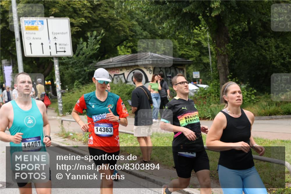 29.06.2025 - hella hamburg halbmarathon Yannick Fuchs http://msf.ph/oto/8303894 29.06.2025 10:50:06 20KM 1130, 1180, 1877, 2378, 2982, 3042, 3048, 4594, 4813, 4951, 5287, 5465, 5721, 5744, 6759, 7646, 7742, 8311, 8330, 8639, 8863, 8968, 8996, 9246, 9622, 9903, 10084, 11143, 11309, 11554, 11638, 11870, 12196, 12515, 12858, 13474, 14363, 14461, 15134, 16008, 16009, 16043, 16375, 16434, 16620, 16625, 17468, 18117, 18125, 18325, 18340, 18495, 18531, 18634, 18966, 19152 meine-sportfotos.de