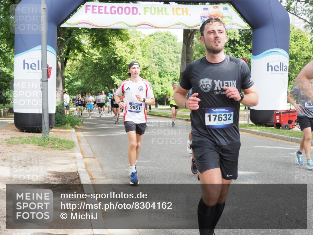 29.06.2025 - hella hamburg halbmarathon MichiJ http://msf.ph/oto/8304162 29.06.2025 10:35:07 Zwischen KM18-KM19 1613, 2213, 2274, 4528, 9051, 14594, 15309, 15923, 16089, 17229, 17632, 18882, 18963 meine-sportfotos.de