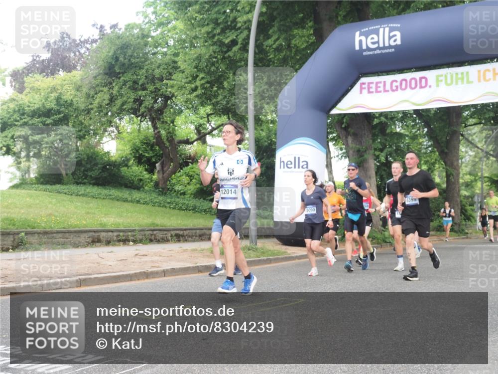 29.06.2025 - hella hamburg halbmarathon KatJ http://msf.ph/oto/8304239 29.06.2025 10:43:38 Zwischen KM18-KM19 1130, 1485, 2250, 5492, 6272, 6399, 8669 meine-sportfotos.de