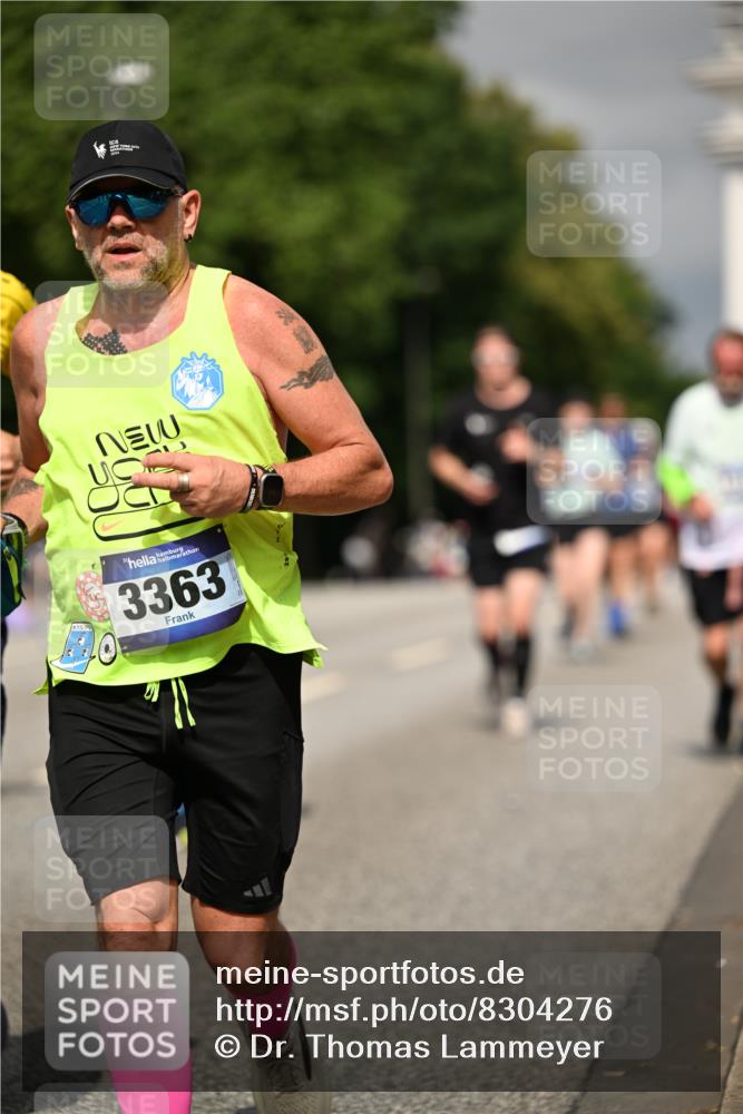 29.06.2025 - hella hamburg halbmarathon Dr. Thomas Lammeyer http://msf.ph/oto/8304276 29.06.2025 10:16:36 Kennedybrücke 1610, 1785, 2531, 2942, 3360, 3363, 4532, 5150, 7014, 7907, 8398, 8405, 8917, 8971, 9428, 9705, 10067, 10402, 10409, 10685, 11025 meine-sportfotos.de