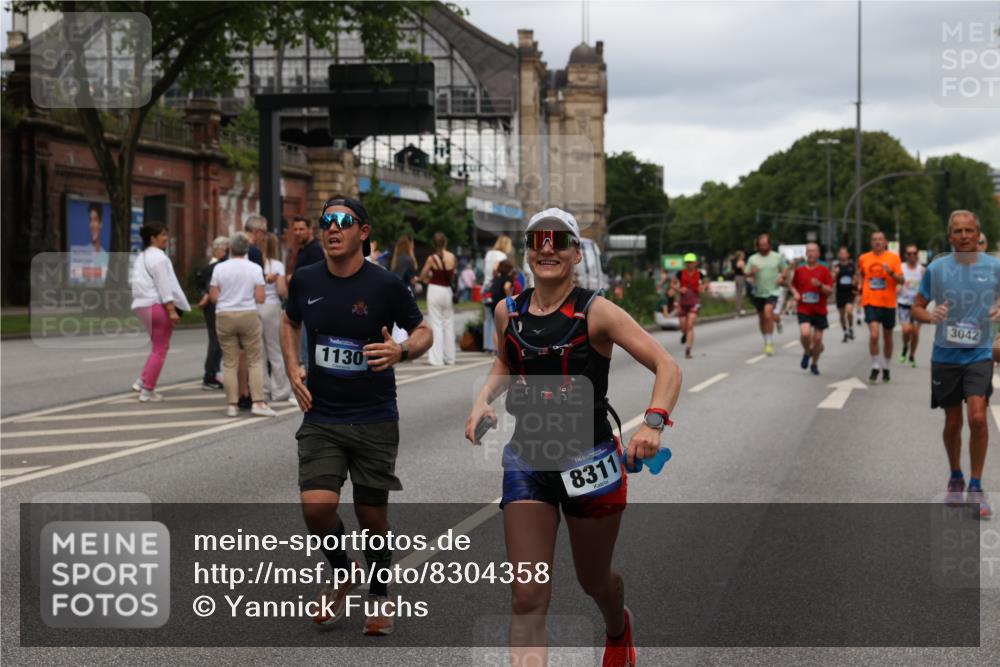 29.06.2025 - hella hamburg halbmarathon Yannick Fuchs http://msf.ph/oto/8304358 29.06.2025 10:50:08 20KM 1130, 1180, 1877, 2378, 2982, 3042, 3048, 4594, 4813, 4951, 5287, 5465, 5721, 5744, 6759, 7037, 7547, 7646, 7742, 8311, 8330, 8639, 8863, 8968, 8996, 9246, 9622, 9903, 10084, 11143, 11309, 11554, 11638, 11870, 12515, 12858, 14363, 14461, 15134, 16008, 16009, 16043, 16375, 16434, 16620, 16625, 17468, 17660, 18117, 18125, 18325, 18340, 18495, 18531, 18634, 18867, 18966, 19152 meine-sportfotos.de