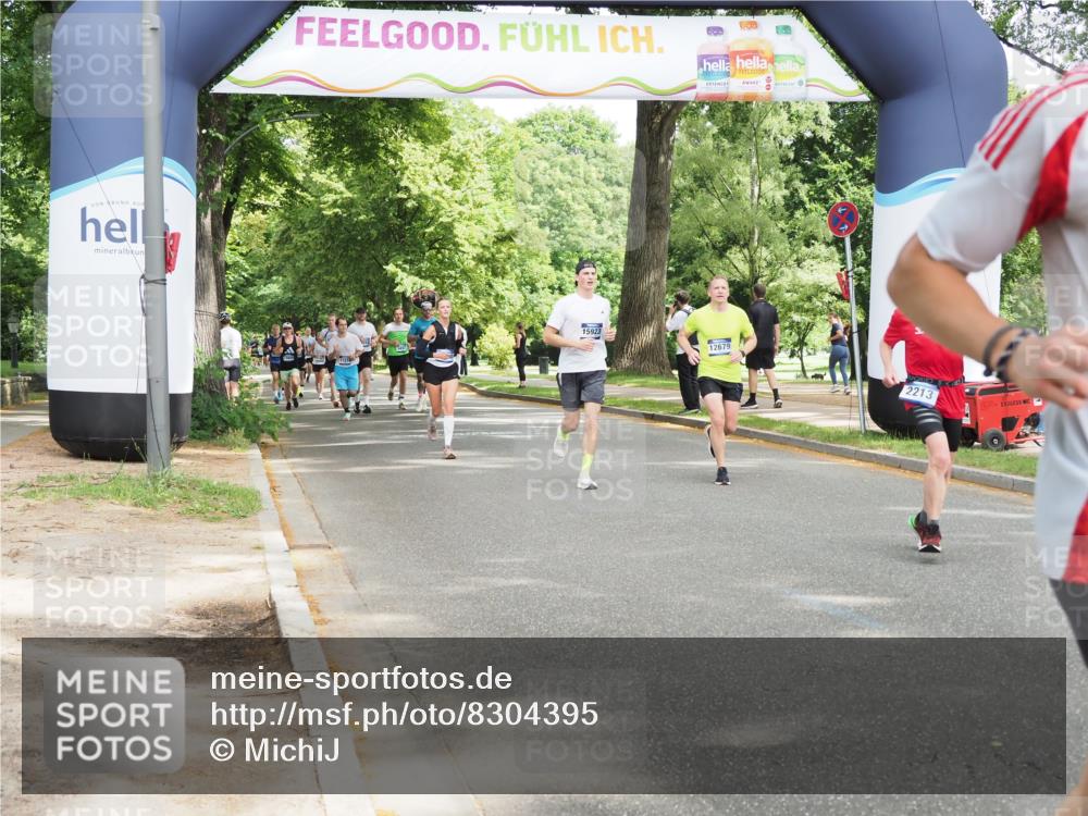 29.06.2025 - hella hamburg halbmarathon MichiJ http://msf.ph/oto/8304395 29.06.2025 10:35:08 Zwischen KM18-KM19 1613, 2213, 2274, 4528, 9051, 12679, 14594, 15309, 15923, 16089, 17229, 17632, 18882, 18963 meine-sportfotos.de