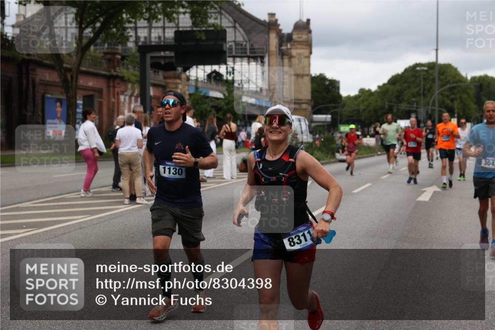 29.06.2025 - hella hamburg halbmarathon Yannick Fuchs http://msf.ph/oto/8304398 29.06.2025 10:50:08 20KM 1130, 1180, 1877, 2378, 2982, 3042, 3048, 4594, 4813, 4951, 5287, 5465, 5721, 5744, 6759, 7037, 7547, 7646, 7742, 8311, 8330, 8639, 8863, 8968, 8996, 9246, 9622, 9903, 10084, 11143, 11309, 11554, 11638, 11870, 12515, 12858, 14363, 14461, 15134, 16008, 16009, 16043, 16375, 16434, 16620, 16625, 17468, 17660, 18117, 18125, 18325, 18340, 18495, 18531, 18634, 18867, 18966, 19152 meine-sportfotos.de