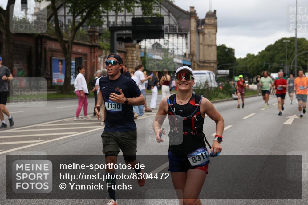 29.06.2025 - hella hamburg halbmarathon Yannick Fuchs http://msf.ph/oto/8304472 29.06.2025 10:50:08 20KM 1130, 1180, 1877, 2378, 2982, 3042, 3048, 4594, 4813, 4951, 5287, 5465, 5721, 5744, 6759, 7037, 7547, 7646, 7742, 8311, 8330, 8639, 8863, 8968, 8996, 9246, 9622, 9903, 10084, 11143, 11309, 11554, 11638, 11870, 12515, 12858, 14363, 14461, 15134, 16008, 16009, 16043, 16375, 16434, 16620, 16625, 17468, 17660, 18117, 18125, 18325, 18340, 18495, 18531, 18634, 18867, 18966, 19152 meine-sportfotos.de