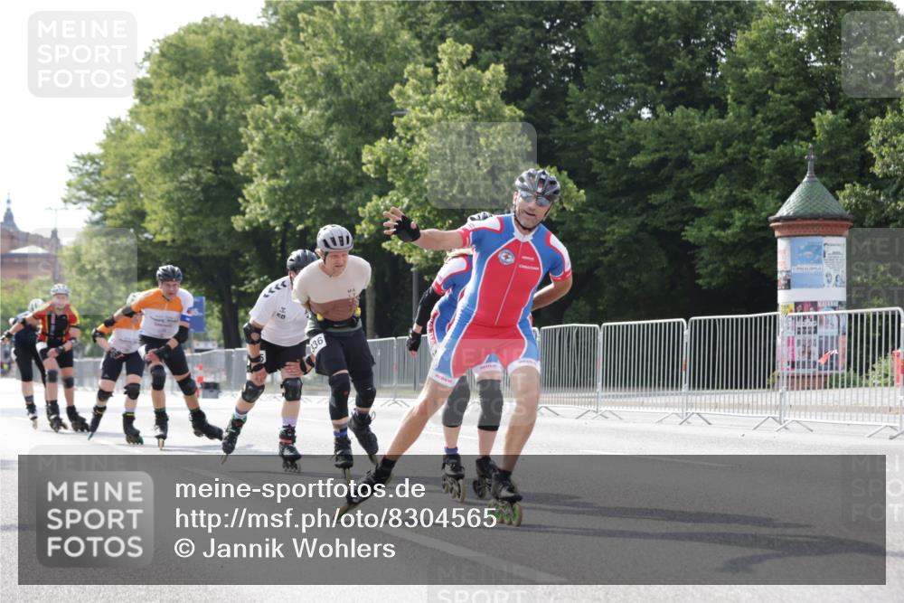 29.06.2025 - hella hamburg halbmarathon Jannik Wohlers http://msf.ph/oto/8304565 29.06.2025 08:57:36 Lombardsbrücke  meine-sportfotos.de