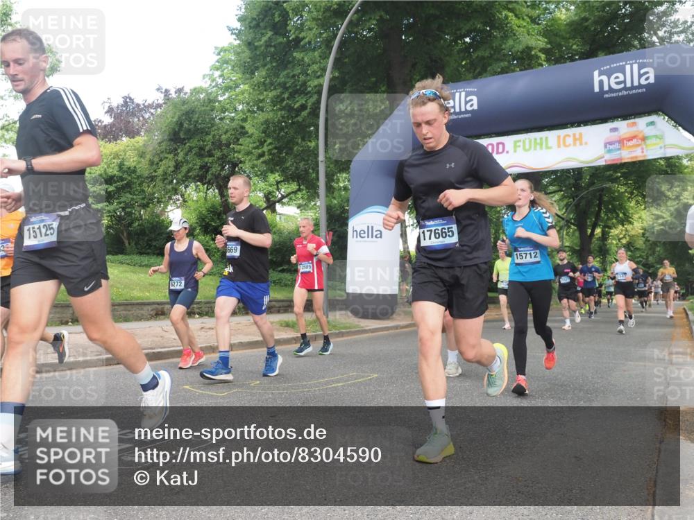 29.06.2025 - hella hamburg halbmarathon KatJ http://msf.ph/oto/8304590 29.06.2025 10:43:41 Zwischen KM18-KM19 1583, 6272, 6399, 7659, 8669 meine-sportfotos.de