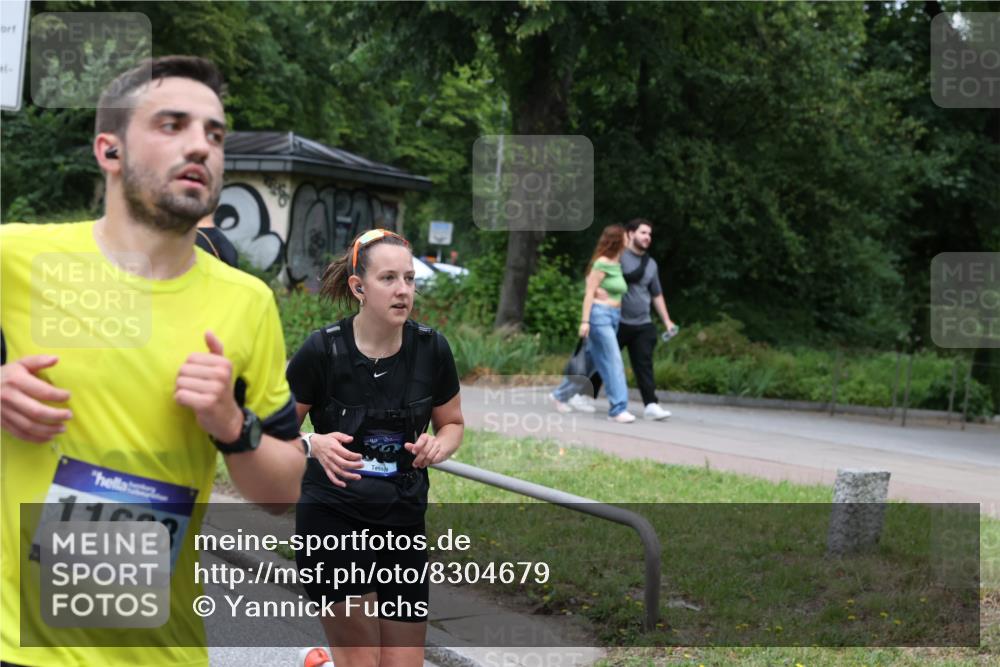 29.06.2025 - hella hamburg halbmarathon Yannick Fuchs http://msf.ph/oto/8304679 29.06.2025 10:50:10 20KM 1130, 1180, 1877, 2083, 2378, 2982, 3042, 3048, 4594, 4813, 5287, 5465, 5721, 5744, 6759, 7037, 7547, 7646, 7742, 8311, 8330, 8639, 8863, 8968, 8996, 9246, 9622, 9903, 10084, 10093, 10665, 11143, 11309, 11554, 11638, 11870, 12515, 12858, 13691, 14363, 14461, 14867, 15134, 16008, 16009, 16043, 16375, 16434, 16620, 16625, 17468, 17660, 17993, 18117, 18125, 18325, 18531, 18634, 18867, 18966 meine-sportfotos.de