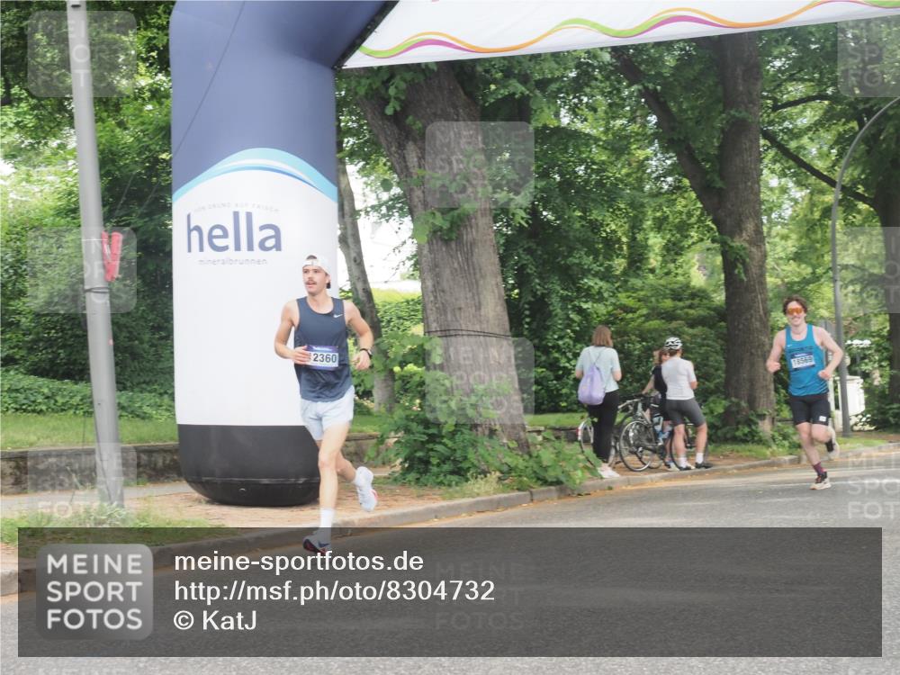29.06.2025 - hella hamburg halbmarathon KatJ http://msf.ph/oto/8304732 29.06.2025 10:14:22 Zwischen KM18-KM19 5301 meine-sportfotos.de