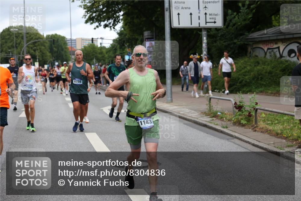 29.06.2025 - hella hamburg halbmarathon Yannick Fuchs http://msf.ph/oto/8304836 29.06.2025 10:50:12 20KM 1130, 1180, 1877, 2083, 2378, 2982, 3042, 3048, 4152, 4594, 4813, 5287, 5465, 5570, 5721, 5744, 6759, 7037, 7547, 7646, 8311, 8330, 8863, 8968, 8996, 9246, 9622, 9903, 10084, 10093, 10665, 11143, 11309, 11554, 11638, 11870, 12515, 12858, 13691, 14363, 14461, 14588, 14867, 15134, 15407, 16008, 16009, 16043, 16121, 16434, 16620, 16625, 17268, 17468, 17660, 17993, 18117, 18125, 18531, 18634, 18867, 18966 meine-sportfotos.de