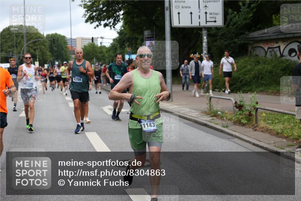 29.06.2025 - hella hamburg halbmarathon Yannick Fuchs http://msf.ph/oto/8304863 29.06.2025 10:50:12 20KM 1130, 1180, 1877, 2083, 2378, 2982, 3042, 3048, 4152, 4594, 4813, 5287, 5465, 5570, 5721, 5744, 6759, 7037, 7547, 7646, 8311, 8330, 8863, 8968, 8996, 9246, 9622, 9903, 10084, 10093, 10665, 11143, 11309, 11554, 11638, 11870, 12515, 12858, 13691, 14363, 14461, 14588, 14867, 15134, 15407, 16008, 16009, 16043, 16121, 16434, 16620, 16625, 17268, 17468, 17660, 17993, 18117, 18125, 18531, 18634, 18867, 18966 meine-sportfotos.de
