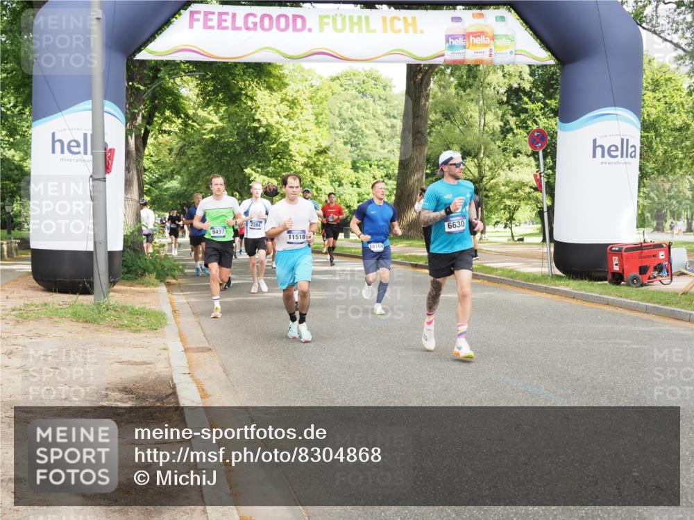 29.06.2025 - hella hamburg halbmarathon MichiJ http://msf.ph/oto/8304868 29.06.2025 10:35:13 Zwischen KM18-KM19 1613, 2213, 2284, 6630, 9262, 11518, 12679, 14730, 15923, 18104, 18882 meine-sportfotos.de