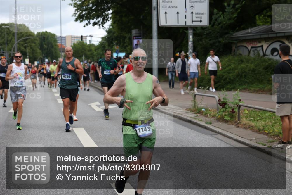 29.06.2025 - hella hamburg halbmarathon Yannick Fuchs http://msf.ph/oto/8304907 29.06.2025 10:50:12 20KM 1130, 1180, 1877, 2083, 2378, 2982, 3042, 3048, 4152, 4594, 4813, 5287, 5465, 5570, 5721, 5744, 6759, 7037, 7547, 7646, 8311, 8330, 8863, 8968, 8996, 9246, 9622, 9903, 10084, 10093, 10665, 11143, 11309, 11554, 11638, 11870, 12515, 12858, 13691, 14363, 14461, 14588, 14867, 15134, 15407, 16008, 16009, 16043, 16121, 16434, 16620, 16625, 17268, 17468, 17660, 17993, 18117, 18125, 18531, 18634, 18867, 18966 meine-sportfotos.de