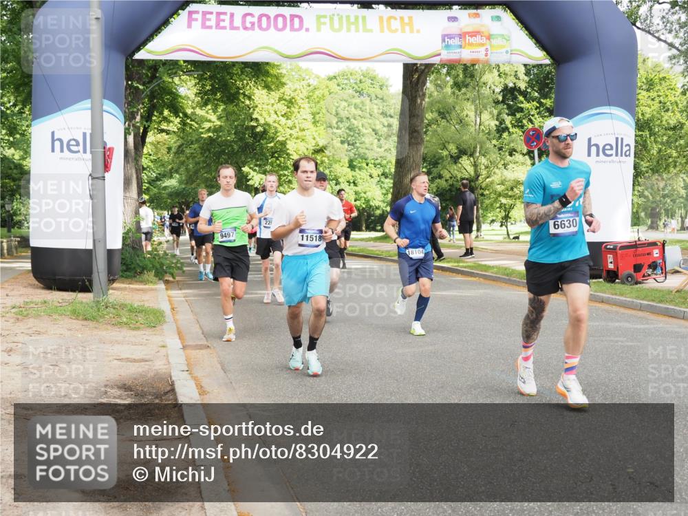 29.06.2025 - hella hamburg halbmarathon MichiJ http://msf.ph/oto/8304922 29.06.2025 10:35:13 Zwischen KM18-KM19 1613, 2213, 2284, 6630, 9262, 11518, 12679, 14730, 15923, 18104, 18882 meine-sportfotos.de
