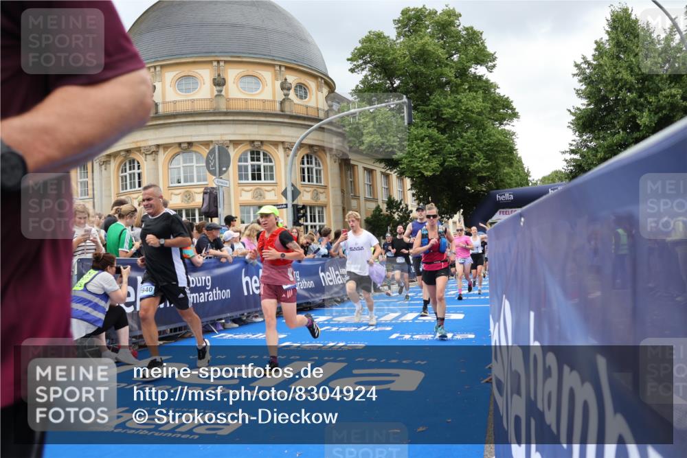 29.06.2025 - hella hamburg halbmarathon Strokosch-Dieckow http://msf.ph/oto/8304924 29.06.2025 10:55:25 Ziel 1130, 2252, 2771, 4189, 4951, 5287, 5319, 5643, 6591, 6938, 8487, 11184, 11554, 12526, 12544, 12584, 13234, 13236, 13267, 13470, 14036, 14592, 16213, 16334, 16609, 16985, 17603, 17940, 18290, 18380, 18531 meine-sportfotos.de