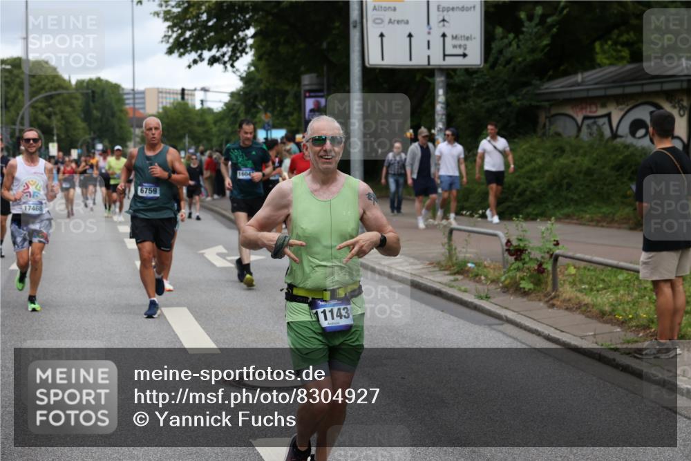 29.06.2025 - hella hamburg halbmarathon Yannick Fuchs http://msf.ph/oto/8304927 29.06.2025 10:50:12 20KM 1130, 1180, 1877, 2083, 2378, 2982, 3042, 3048, 4152, 4594, 4813, 5287, 5465, 5570, 5721, 5744, 6759, 7037, 7547, 7646, 8311, 8330, 8863, 8968, 8996, 9246, 9622, 9903, 10084, 10093, 10665, 11143, 11309, 11554, 11638, 11870, 12515, 12858, 13691, 14363, 14461, 14588, 14867, 15134, 15407, 16008, 16009, 16043, 16121, 16434, 16620, 16625, 17268, 17468, 17660, 17993, 18117, 18125, 18531, 18634, 18867, 18966 meine-sportfotos.de