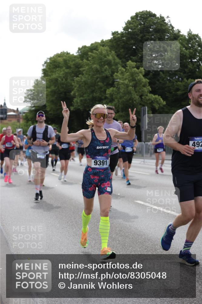 29.06.2025 - hella hamburg halbmarathon Jannik Wohlers http://msf.ph/oto/8305048 29.06.2025 10:37:41 Lombardsbrücke 1196, 1394, 1578, 1742, 1799, 1901, 1966, 2786, 3242, 3716, 3880, 4414, 4921, 5300, 5713, 6199, 6362, 6697, 6930, 7118, 7165, 7244, 7552, 7629, 7696, 7914, 8198, 8199, 8539, 8615, 8696, 9350, 9391, 10025, 11152, 11164, 11421, 11456, 11457, 11479, 11543, 12573, 12892, 12997, 13103, 13442, 14018, 14163, 15002, 15329, 15355, 15417, 15418, 15511, 15562, 15762, 16211, 16220, 16360, 16658, 16876, 17053, 18572, 18592, 18937 meine-sportfotos.de