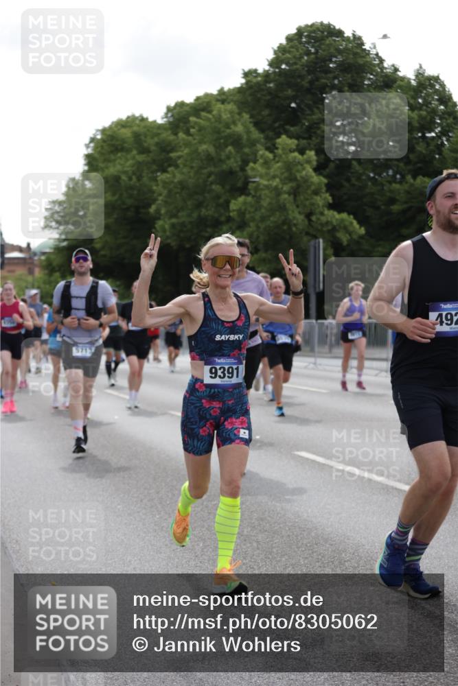 29.06.2025 - hella hamburg halbmarathon Jannik Wohlers http://msf.ph/oto/8305062 29.06.2025 10:37:41 Lombardsbrücke 1196, 1394, 1578, 1742, 1799, 1901, 1966, 2786, 3242, 3716, 3880, 4414, 4921, 5300, 5713, 6199, 6362, 6697, 6930, 7118, 7165, 7244, 7552, 7629, 7696, 7914, 8198, 8199, 8539, 8615, 8696, 9350, 9391, 10025, 11152, 11164, 11421, 11456, 11457, 11479, 11543, 12573, 12892, 12997, 13103, 13442, 14018, 14163, 15002, 15329, 15355, 15417, 15418, 15511, 15562, 15762, 16211, 16220, 16360, 16658, 16876, 17053, 18572, 18592, 18937 meine-sportfotos.de