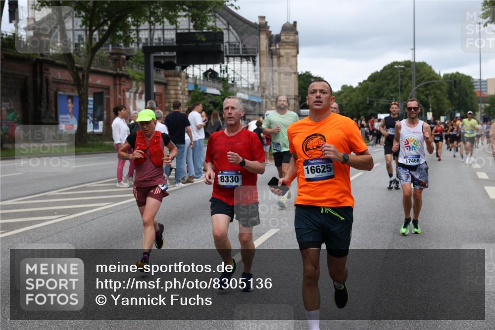 29.06.2025 - hella hamburg halbmarathon Yannick Fuchs http://msf.ph/oto/8305136 29.06.2025 10:50:13 20KM 1130, 1877, 2083, 2378, 2982, 3042, 3048, 4152, 4594, 4813, 5287, 5465, 5570, 5721, 5744, 6759, 7037, 7547, 7646, 8311, 8330, 8863, 8968, 8996, 9246, 9622, 9903, 10084, 10093, 10665, 11143, 11309, 11554, 11638, 11870, 12515, 12858, 13691, 14363, 14461, 14588, 14867, 15134, 15407, 16008, 16009, 16043, 16121, 16434, 16620, 16625, 16679, 17268, 17468, 17660, 17993, 18117, 18125, 18531, 18634, 18867, 18966 meine-sportfotos.de