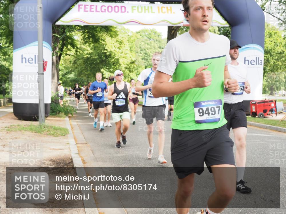 29.06.2025 - hella hamburg halbmarathon MichiJ http://msf.ph/oto/8305174 29.06.2025 10:35:16 Zwischen KM18-KM19 2284, 3213, 6630, 9262, 9497, 9538, 10122, 11518, 12679, 14730, 15808, 17451, 18104 meine-sportfotos.de