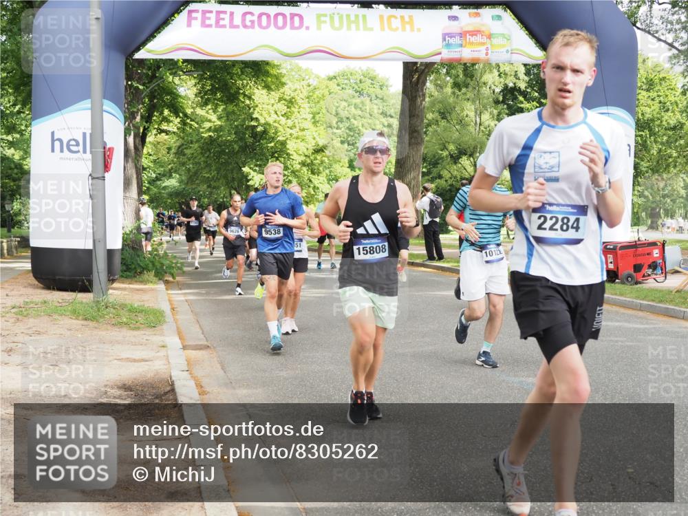 29.06.2025 - hella hamburg halbmarathon MichiJ http://msf.ph/oto/8305262 29.06.2025 10:35:17 Zwischen KM18-KM19 2284, 3213, 6630, 9262, 9497, 9538, 10122, 11518, 14730, 15808, 17451, 18104 meine-sportfotos.de