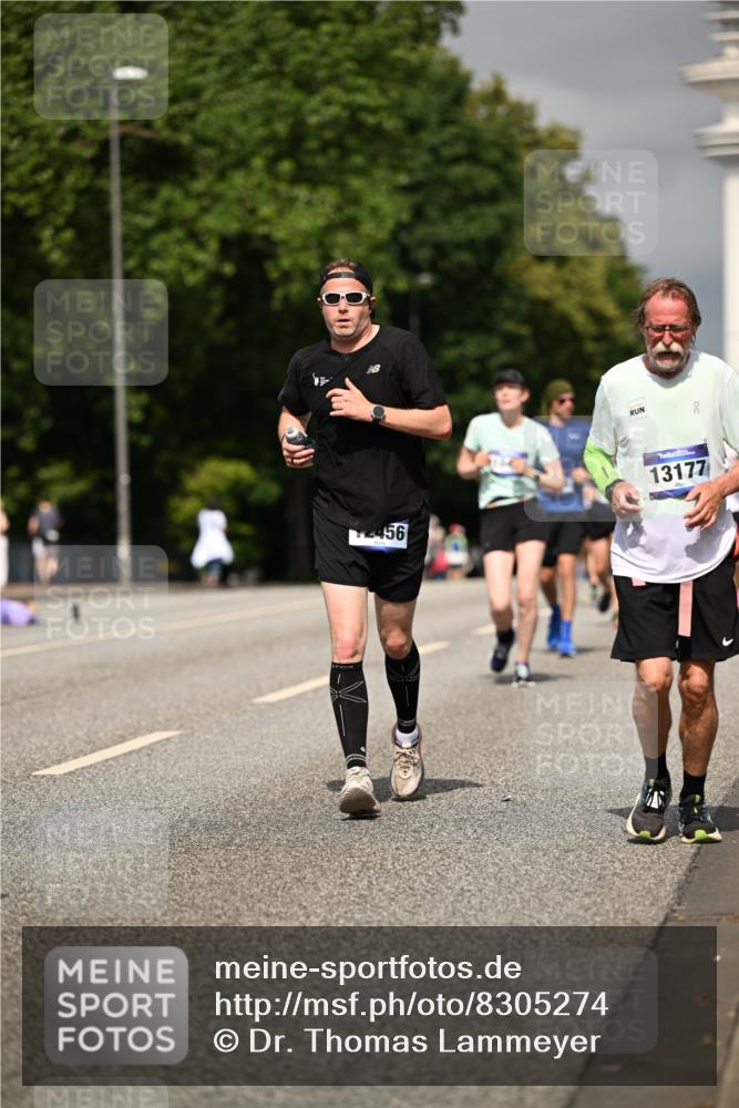 29.06.2025 - hella hamburg halbmarathon Dr. Thomas Lammeyer http://msf.ph/oto/8305274 29.06.2025 10:16:37 Kennedybrücke 1610, 1785, 2531, 2942, 3360, 3363, 4532, 5150, 6489, 7014, 7907, 8398, 8405, 8917, 9428, 9705, 10067, 10402, 10409, 11025 meine-sportfotos.de