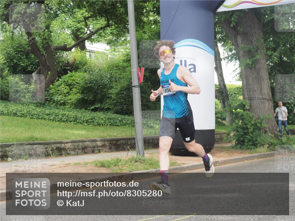 29.06.2025 - hella hamburg halbmarathon KatJ http://msf.ph/oto/8305280 29.06.2025 10:14:25 Zwischen KM18-KM19 5301 meine-sportfotos.de