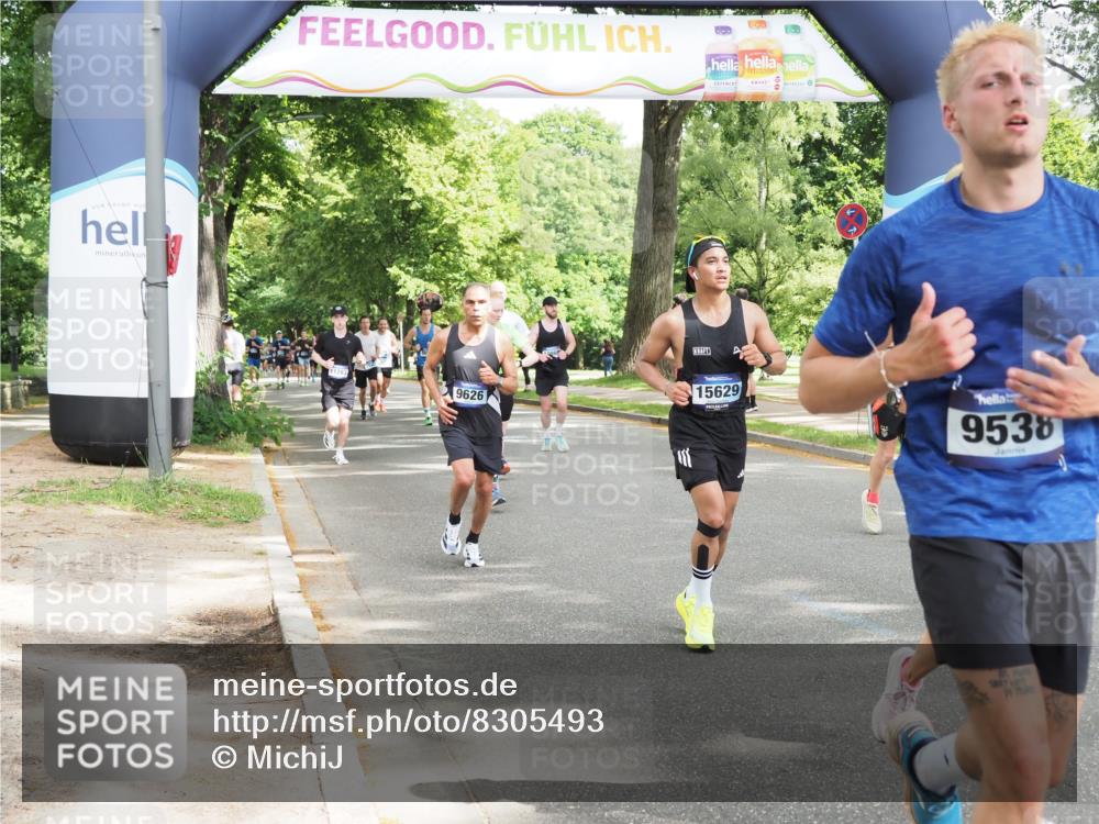 29.06.2025 - hella hamburg halbmarathon MichiJ http://msf.ph/oto/8305493 29.06.2025 10:35:19 Zwischen KM18-KM19 2284, 3213, 4093, 6630, 6716, 9262, 9497, 9538, 9626, 10122, 10988, 11518, 15333, 15629, 15808, 17451, 18104 meine-sportfotos.de