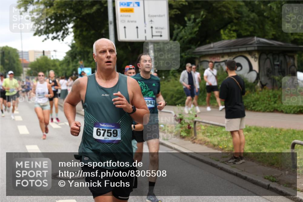 29.06.2025 - hella hamburg halbmarathon Yannick Fuchs http://msf.ph/oto/8305508 29.06.2025 10:50:15 20KM 1130, 1877, 2083, 2378, 3042, 3048, 4152, 4594, 4813, 5287, 5465, 5570, 5721, 5744, 6759, 7037, 7547, 7646, 8311, 8330, 8968, 8996, 9246, 9622, 9884, 9903, 10084, 10093, 10665, 11143, 11554, 11638, 11870, 12858, 13691, 14363, 14461, 14588, 14867, 15134, 15407, 16008, 16009, 16043, 16121, 16434, 16620, 16625, 16679, 17268, 17468, 17660, 17993, 18117, 18531, 18634, 18867, 18966 meine-sportfotos.de