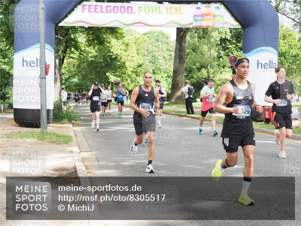 29.06.2025 - hella hamburg halbmarathon MichiJ http://msf.ph/oto/8305517 29.06.2025 10:35:20 Zwischen KM18-KM19 2284, 3213, 4093, 6630, 6716, 9262, 9497, 9538, 9626, 10122, 10969, 10988, 11283, 11518, 15333, 15629, 15808, 17451, 18104 meine-sportfotos.de