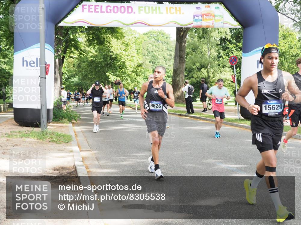 29.06.2025 - hella hamburg halbmarathon MichiJ http://msf.ph/oto/8305538 29.06.2025 10:35:20 Zwischen KM18-KM19 2284, 3213, 4093, 6630, 6716, 9262, 9497, 9538, 9626, 10122, 10969, 10988, 11283, 11518, 15333, 15629, 15808, 17451, 18104 meine-sportfotos.de