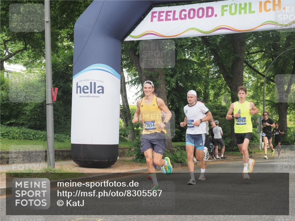 29.06.2025 - hella hamburg halbmarathon KatJ http://msf.ph/oto/8305567 29.06.2025 10:14:30 Zwischen KM18-KM19 7331 meine-sportfotos.de
