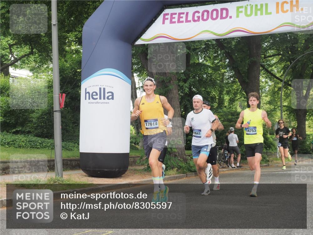 29.06.2025 - hella hamburg halbmarathon KatJ http://msf.ph/oto/8305597 29.06.2025 10:14:30 Zwischen KM18-KM19 7331 meine-sportfotos.de
