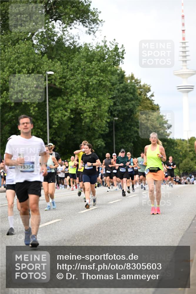 29.06.2025 - hella hamburg halbmarathon Dr. Thomas Lammeyer http://msf.ph/oto/8305603 29.06.2025 10:38:09 Kennedybrücke 1189, 1275, 1764, 1787, 2038, 2276, 2464, 2496, 2526, 2933, 3264, 3340, 3345, 3848, 4445, 4807, 4824, 4826, 5096, 5141, 5557, 5566, 5569, 5691, 5821, 5822, 5887, 6364, 6515, 6516, 6574, 6956, 7027, 7565, 7633, 7653, 7982, 8157, 8277, 8282, 8349, 8375, 8377, 8383, 8401, 8620, 9094, 9438, 9875, 9995, 10007, 10048, 10071, 10561, 10564, 10800, 11229, 11237, 11338 meine-sportfotos.de