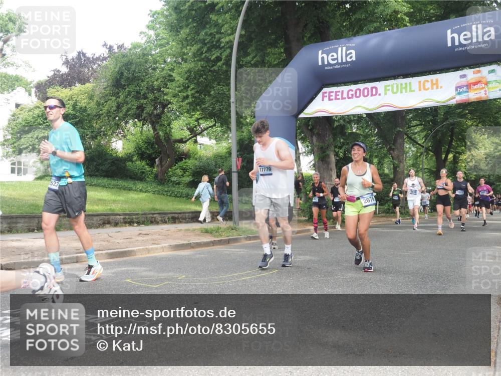 29.06.2025 - hella hamburg halbmarathon KatJ http://msf.ph/oto/8305655 29.06.2025 10:43:55 Zwischen KM18-KM19 1563, 2417, 2676, 3836, 4940, 5570, 6416, 8542 meine-sportfotos.de