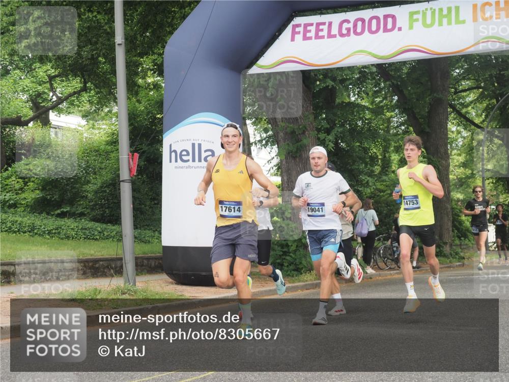 29.06.2025 - hella hamburg halbmarathon KatJ http://msf.ph/oto/8305667 29.06.2025 10:14:30 Zwischen KM18-KM19 7331 meine-sportfotos.de