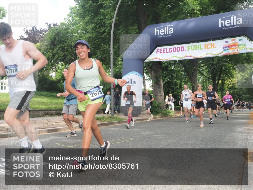 29.06.2025 - hella hamburg halbmarathon KatJ http://msf.ph/oto/8305761 29.06.2025 10:43:56 Zwischen KM18-KM19 1563, 2417, 2676, 4833, 4940, 5570, 6416, 6835 meine-sportfotos.de