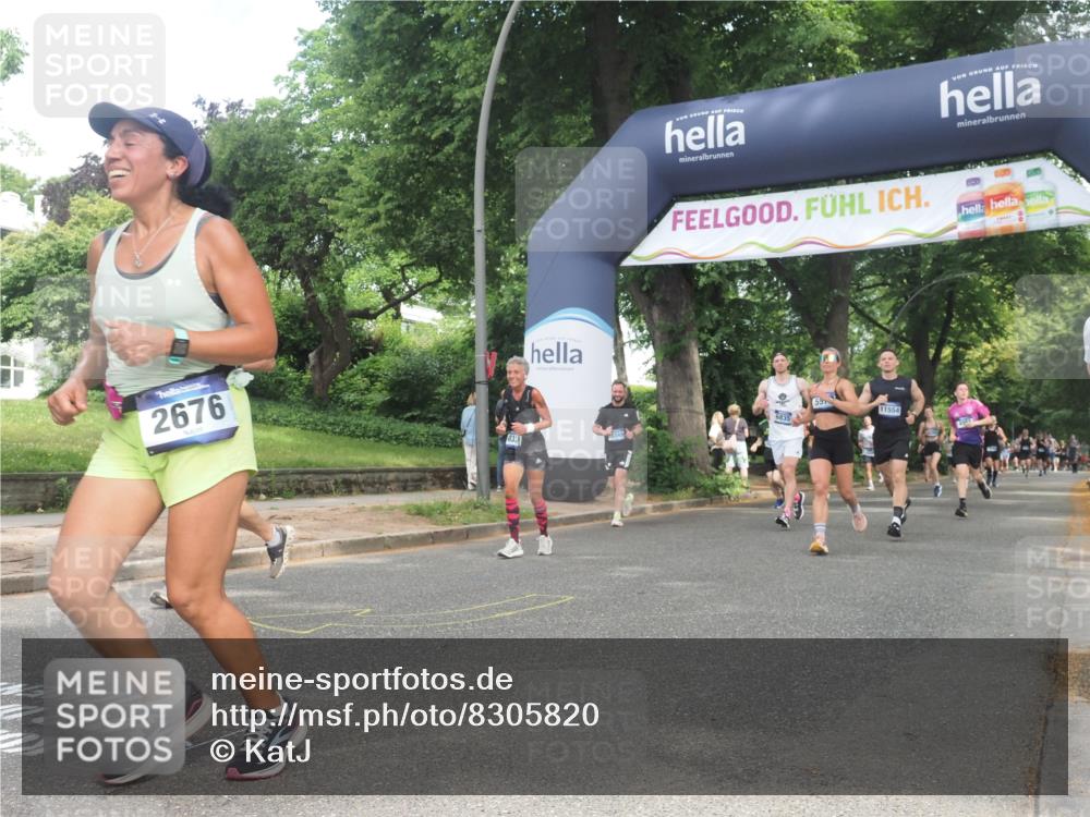 29.06.2025 - hella hamburg halbmarathon KatJ http://msf.ph/oto/8305820 29.06.2025 10:43:56 Zwischen KM18-KM19 1563, 2417, 2676, 4833, 4940, 5570, 6416, 6835 meine-sportfotos.de