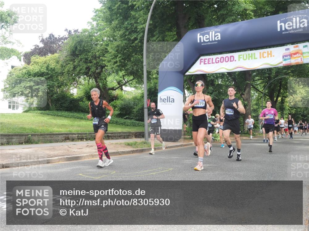 29.06.2025 - hella hamburg halbmarathon KatJ http://msf.ph/oto/8305930 29.06.2025 10:43:58 Zwischen KM18-KM19 2417, 2676, 4833, 4940, 4951, 5570, 6835 meine-sportfotos.de