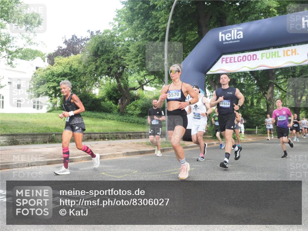 29.06.2025 - hella hamburg halbmarathon KatJ http://msf.ph/oto/8306027 29.06.2025 10:43:58 Zwischen KM18-KM19 2417, 2676, 4833, 4940, 4951, 5570, 6835 meine-sportfotos.de