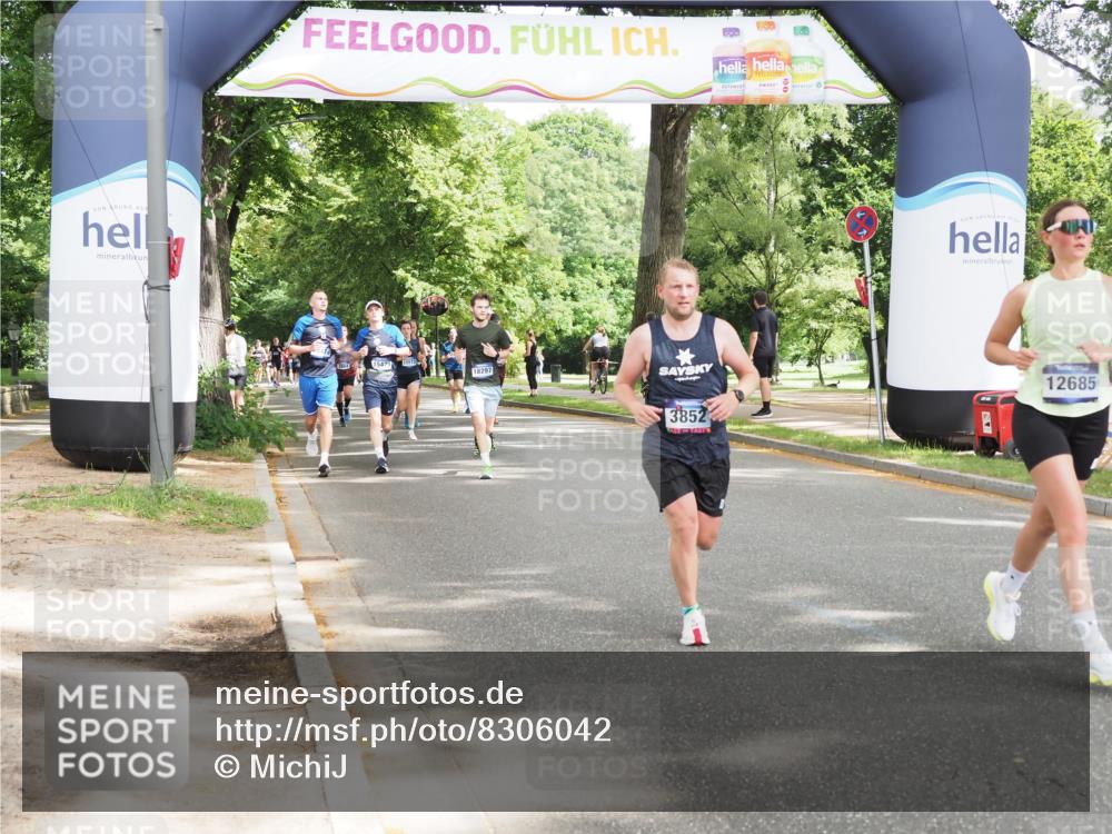 29.06.2025 - hella hamburg halbmarathon MichiJ http://msf.ph/oto/8306042 29.06.2025 10:35:30 Zwischen KM18-KM19 1592, 3852, 8693, 12685, 14482, 15714 meine-sportfotos.de