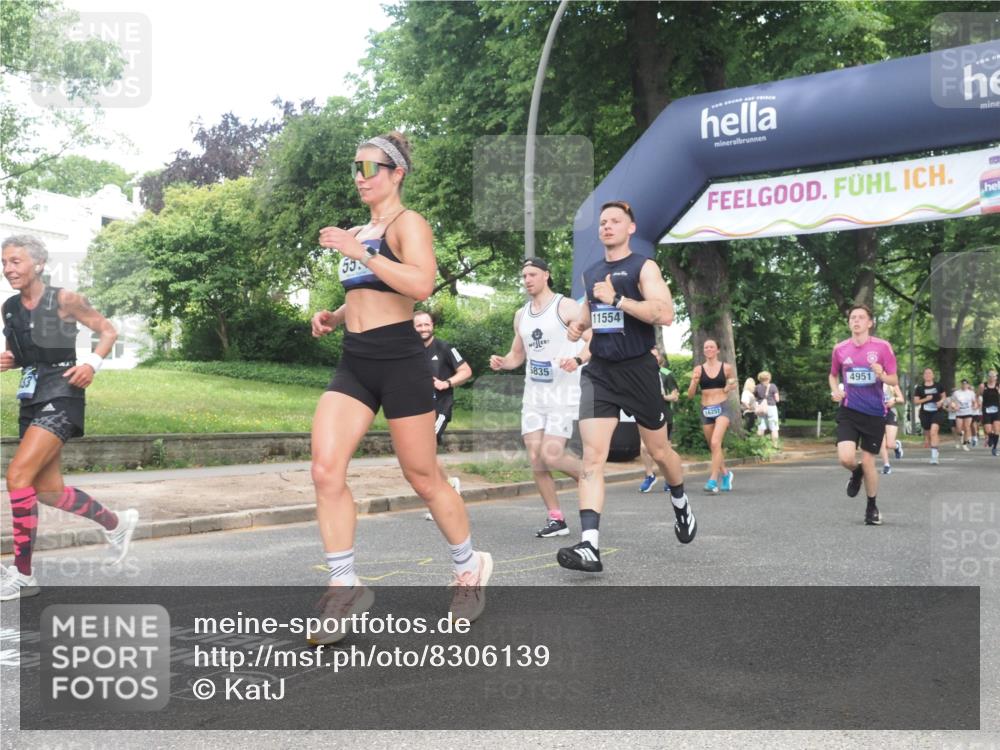 29.06.2025 - hella hamburg halbmarathon KatJ http://msf.ph/oto/8306139 29.06.2025 10:43:58 Zwischen KM18-KM19 2417, 2676, 4833, 4940, 4951, 5570, 6835 meine-sportfotos.de