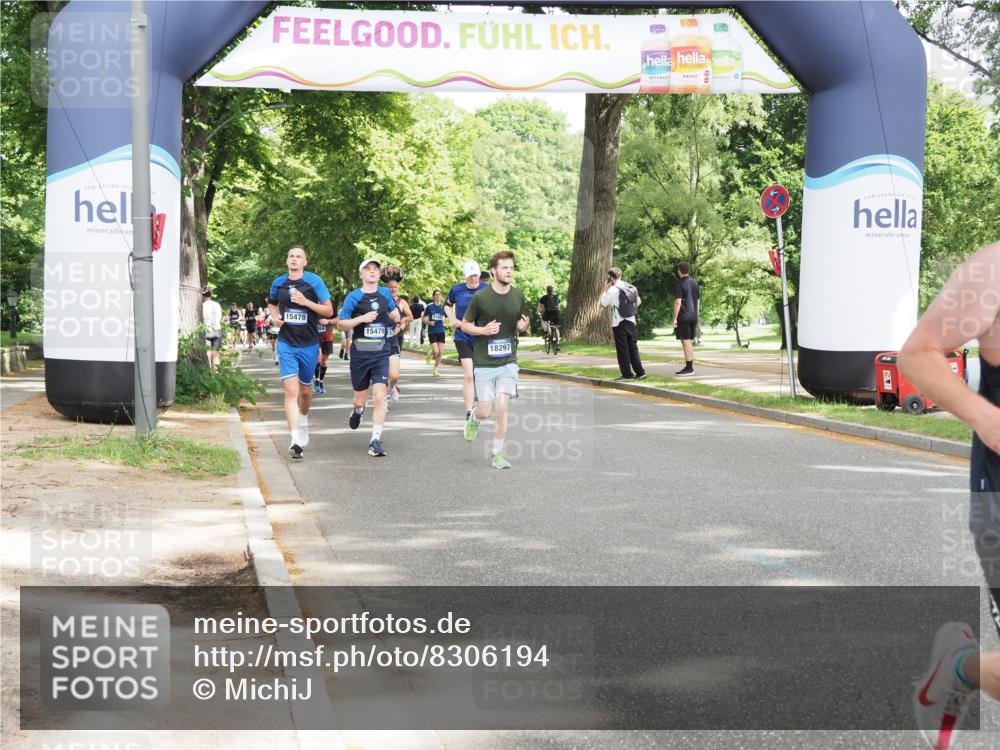 29.06.2025 - hella hamburg halbmarathon MichiJ http://msf.ph/oto/8306194 29.06.2025 10:35:31 Zwischen KM18-KM19 1592, 3852, 12685, 14482, 15479, 15714 meine-sportfotos.de