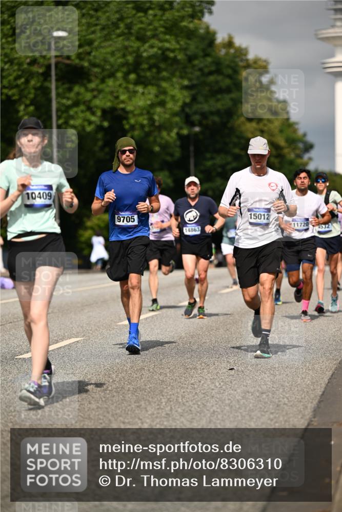 29.06.2025 - hella hamburg halbmarathon Dr. Thomas Lammeyer http://msf.ph/oto/8306310 29.06.2025 10:16:42 Kennedybrücke 1020, 1051, 2531, 2942, 3360, 3363, 4187, 4532, 5150, 6489, 7014, 7873, 8398, 8405, 8917, 9705, 10067, 10402, 10409, 11025 meine-sportfotos.de