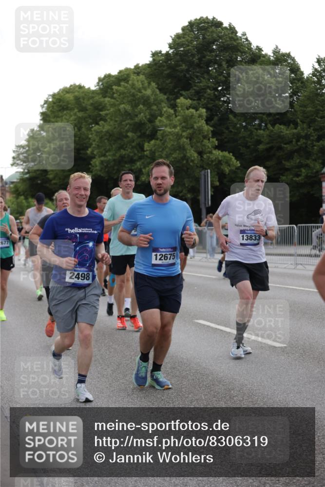 29.06.2025 - hella hamburg halbmarathon Jannik Wohlers http://msf.ph/oto/8306319 29.06.2025 10:37:56 Lombardsbrücke 1196, 1394, 1457, 1596, 1742, 1791, 1966, 2113, 2151, 2498, 3010, 3094, 3095, 3242, 3286, 3338, 3635, 3636, 3716, 3777, 3841, 4139, 4155, 4159, 4414, 4883, 5085, 5089, 5155, 5300, 5735, 6200, 6751, 6930, 7117, 7165, 7552, 7868, 7914, 8615, 8696, 8718, 9424, 9699, 10584, 11728, 11812, 12116, 12573, 12675, 12677, 12892, 13000, 13200, 13442, 13823, 13833, 14016, 14163, 14406, 15101, 15355, 15417, 15644, 16061, 16174, 16214, 16465, 16658, 16708, 16876, 16942, 17053, 17091 meine-sportfotos.de