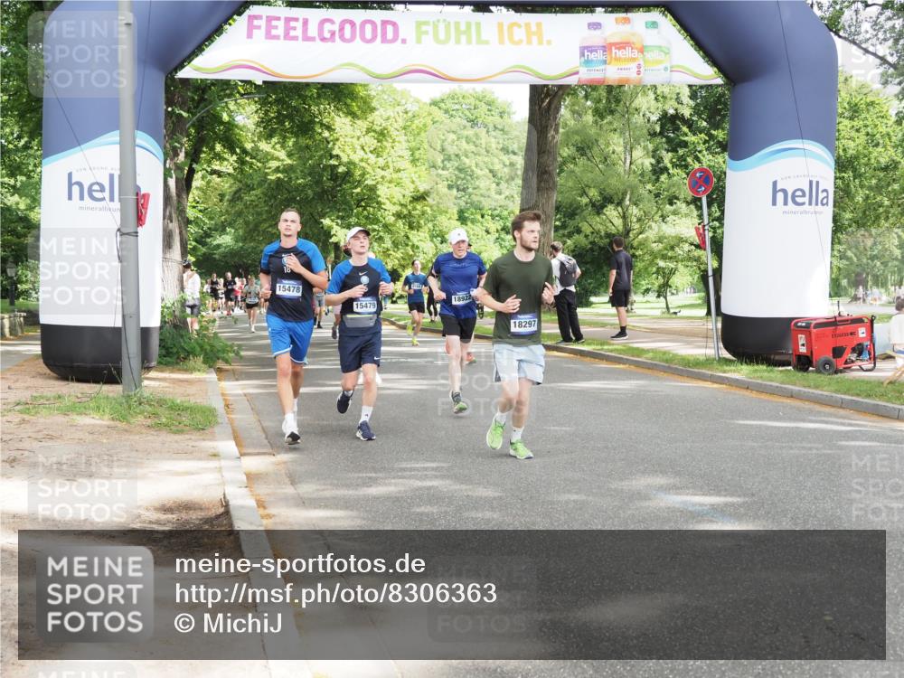 29.06.2025 - hella hamburg halbmarathon MichiJ http://msf.ph/oto/8306363 29.06.2025 10:35:31 Zwischen KM18-KM19 1592, 3852, 12685, 14482, 15479, 15714 meine-sportfotos.de