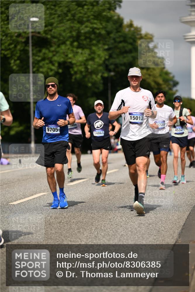 29.06.2025 - hella hamburg halbmarathon Dr. Thomas Lammeyer http://msf.ph/oto/8306385 29.06.2025 10:16:42 Kennedybrücke 1020, 1051, 2531, 2942, 3360, 3363, 4187, 4532, 5150, 6489, 7014, 7873, 8398, 8405, 8917, 9705, 10067, 10402, 10409, 11025 meine-sportfotos.de