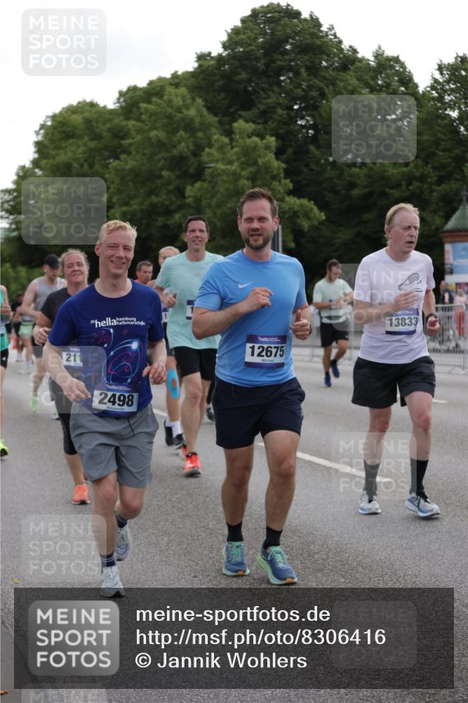 29.06.2025 - hella hamburg halbmarathon Jannik Wohlers http://msf.ph/oto/8306416 29.06.2025 10:37:57 Lombardsbrücke 1196, 1457, 1596, 1742, 1791, 1966, 2113, 2151, 2498, 3010, 3094, 3095, 3242, 3286, 3338, 3635, 3636, 3716, 3777, 3841, 4139, 4155, 4159, 4883, 5085, 5089, 5155, 5300, 5735, 6200, 6751, 6930, 7117, 7165, 7552, 7692, 7868, 7914, 8718, 9424, 9699, 10584, 11728, 11812, 12116, 12573, 12675, 12677, 13000, 13200, 13823, 13833, 14016, 14163, 14406, 15101, 15355, 15417, 15644, 16061, 16174, 16214, 16465, 16658, 16708, 16876, 16942, 17053, 17091, 18709 meine-sportfotos.de