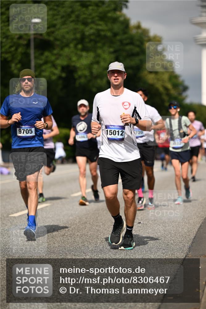 29.06.2025 - hella hamburg halbmarathon Dr. Thomas Lammeyer http://msf.ph/oto/8306467 29.06.2025 10:16:43 Kennedybrücke 1020, 1051, 2531, 2942, 3360, 3363, 4187, 4532, 5150, 6489, 7014, 7873, 8398, 8405, 8917, 9705, 10067, 10402, 10409, 11025 meine-sportfotos.de