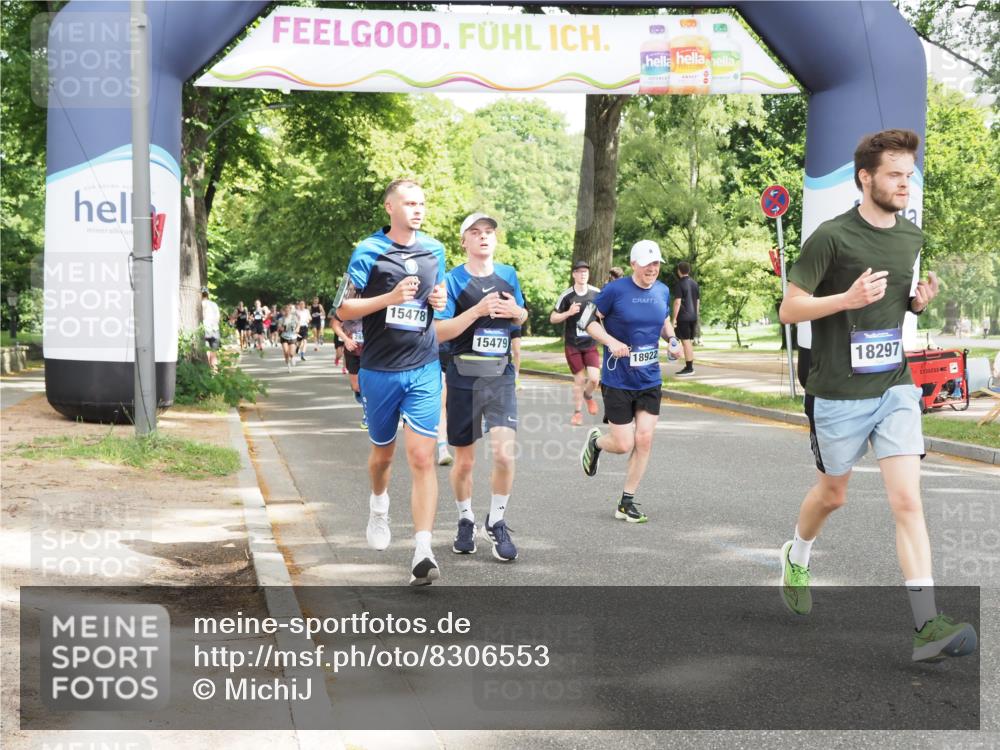 29.06.2025 - hella hamburg halbmarathon MichiJ http://msf.ph/oto/8306553 29.06.2025 10:35:33 Zwischen KM18-KM19 3852, 12685, 12870, 14482, 15350, 15478, 15479, 15573, 18297, 18922 meine-sportfotos.de